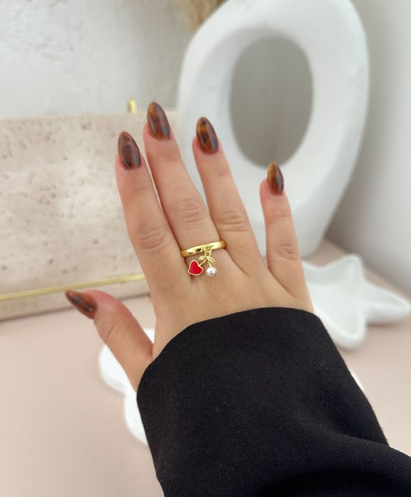Pearlized love ring