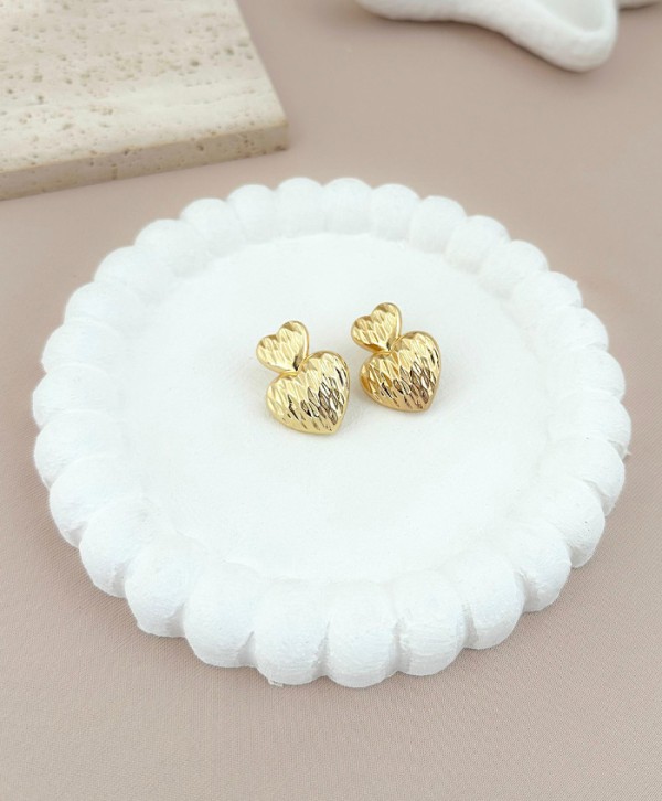 Aretes amorosa