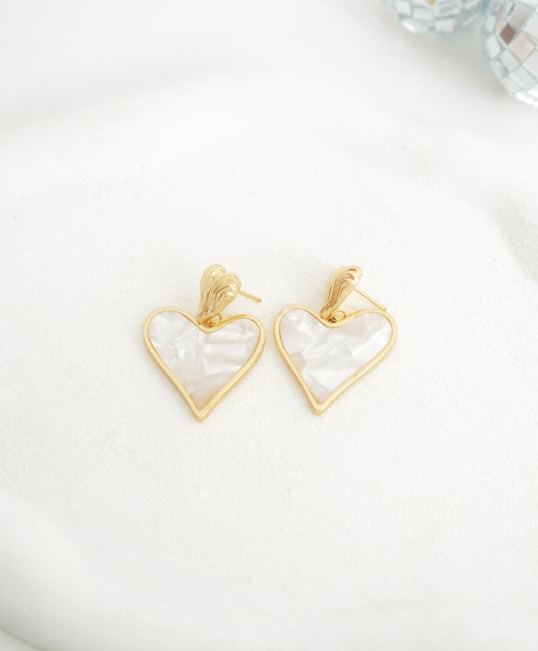 Aretes corazón ivory