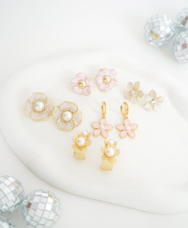 Aretes petaly
