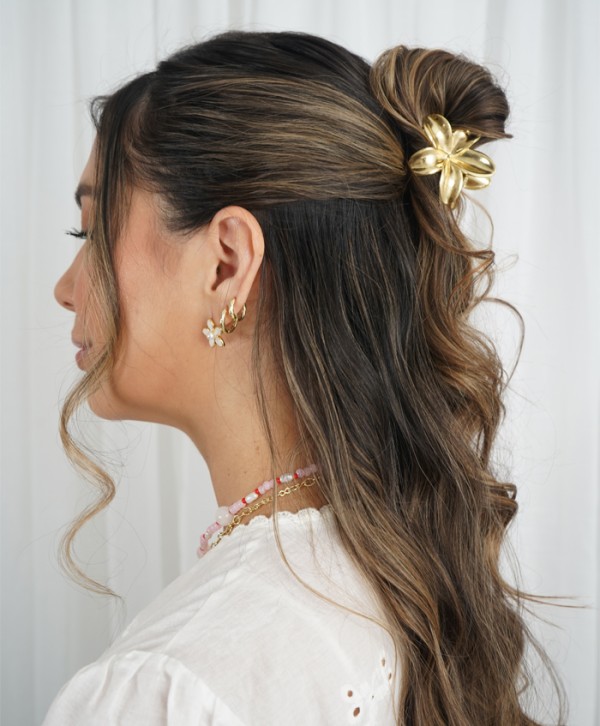 Hair clip plumeria