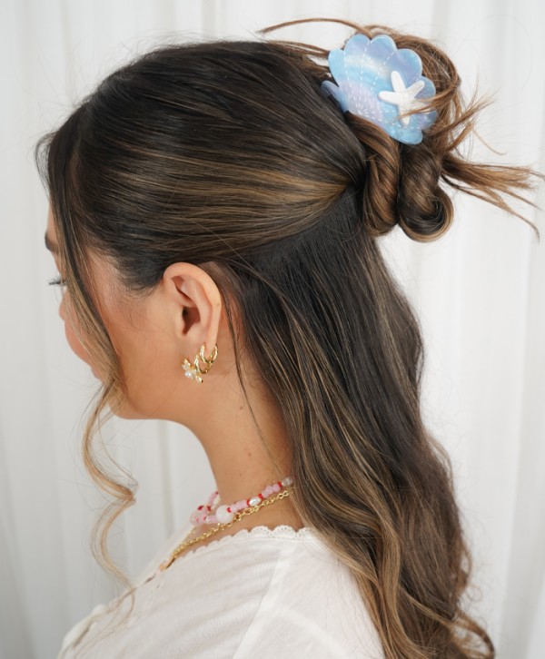 Hair clip rainbow shells