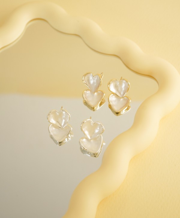 Aretes ivory heart Aretes ivory heart