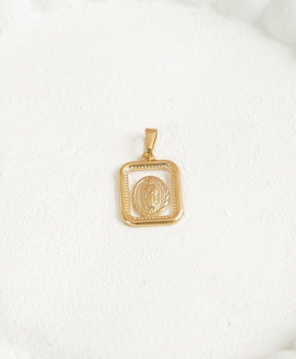 Dije centro medalla Guadalupe Dije centro medalla Guadalupe
