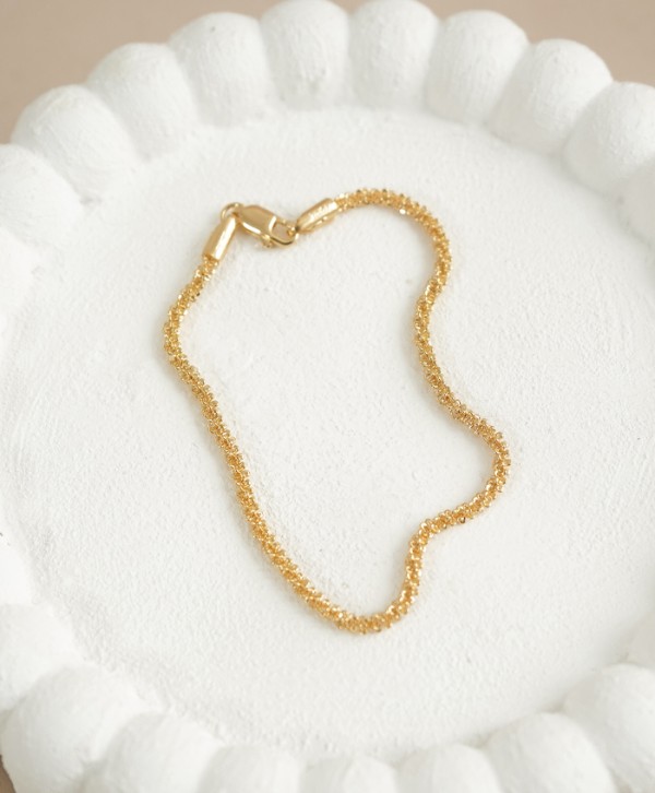 2.5mm criss-cross bracelet