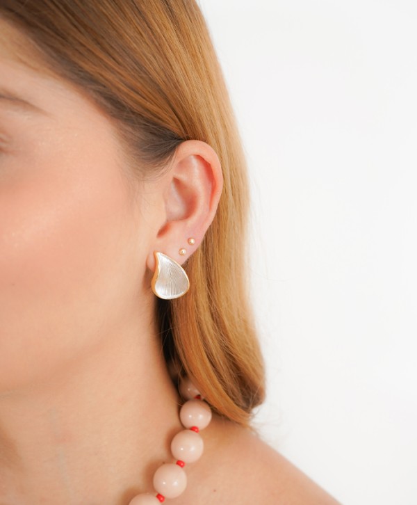 Aretes coral