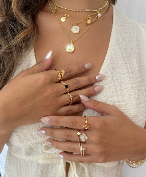 Anillo tréboles