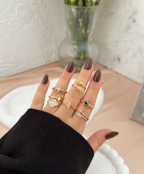 Anillo tréboles