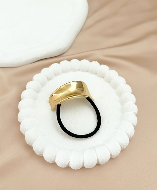 Pony cuff  smooth