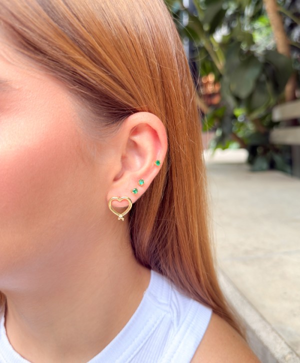 Aretes corazón silueta
