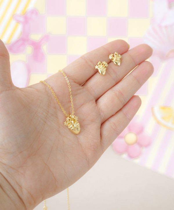 Set aretes y collar florecer