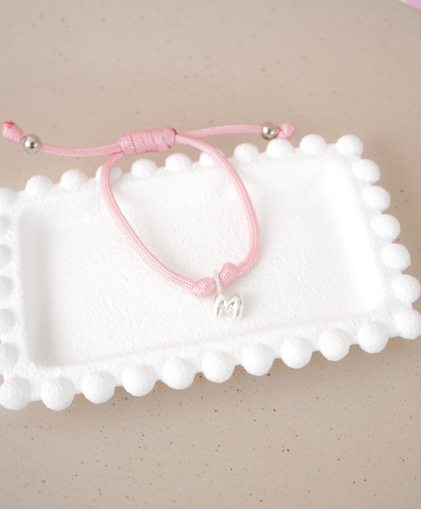 Pulsera inicial plateada