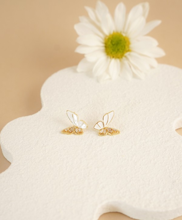 Aretes butterfly