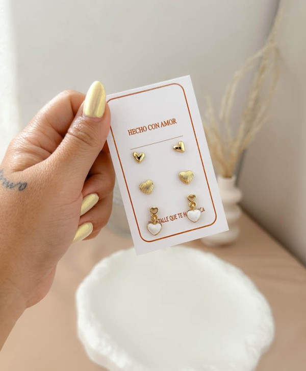 Set aretes amor dorado