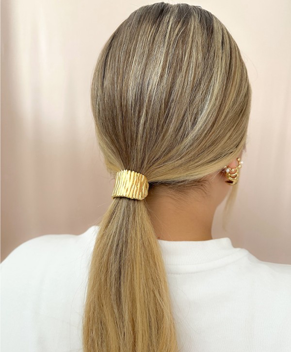 Pony cuff coral