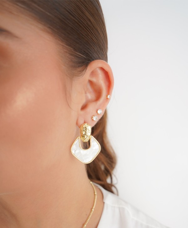 Aretes lumina