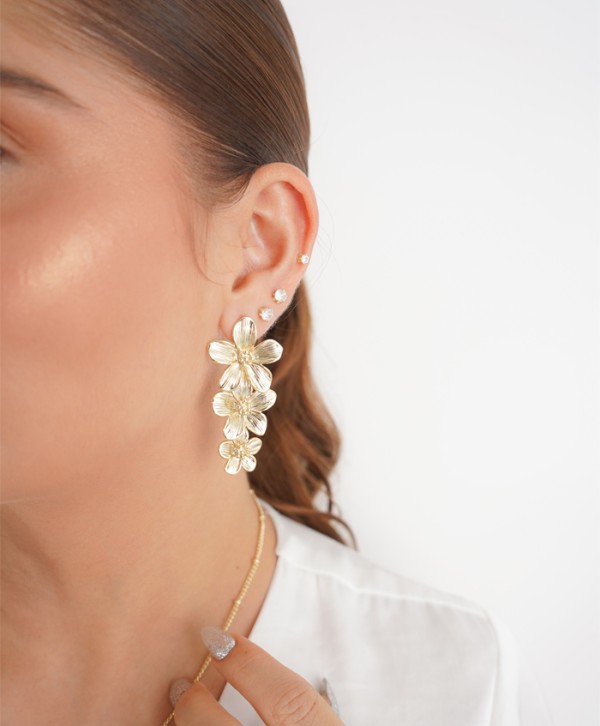 Aretes florecer