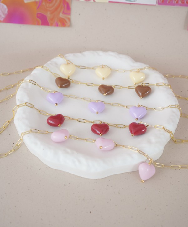 Collar corazonada