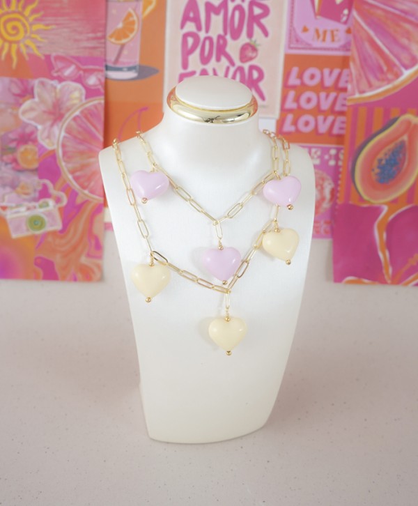 Collar corazonada