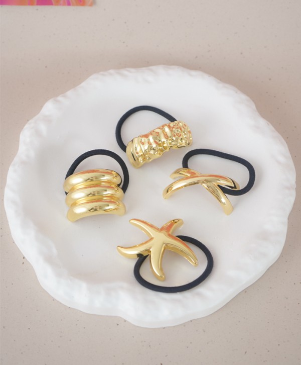 Pony cuffs gold