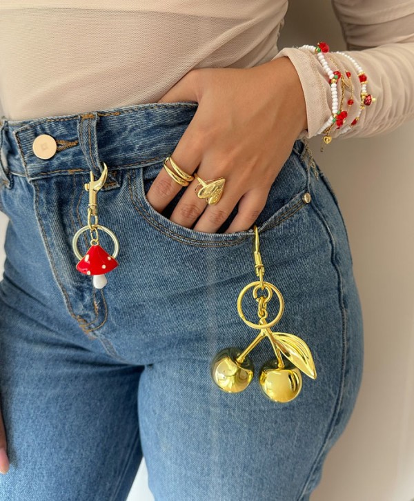 Llavero cherry gold