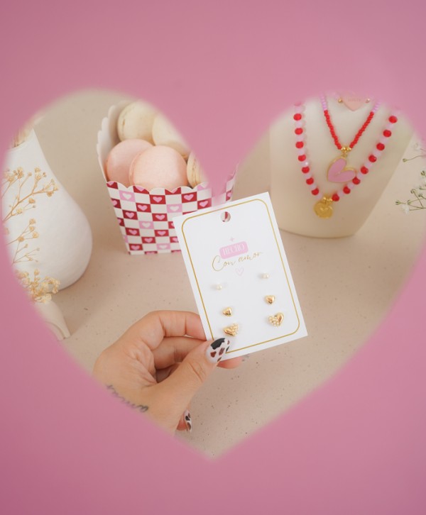 Set de aretes corazonada