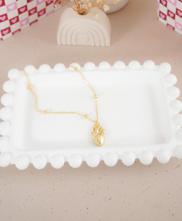 Anatomical heart necklace